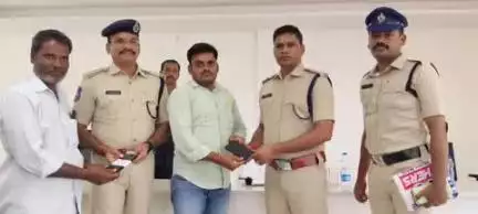 గద్వాల్: జిల్లాలో మొబైల్ పోయిన యజమానులు వెంటనే CEIR ఫిర్యాదు చెయ్యాలి: జిల్లా ఎస్పీ తోట శ్రీనివాసరావు