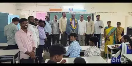 వికారాబాద్: ప్రభుత్వ కళాశాల విద్యార్థులకు అవసరమయ్యే అన్ని వసతులు కల్పించడానికి కృషి;  జిల్లా నోడల్ అధికారి శంకర్ నాయక్