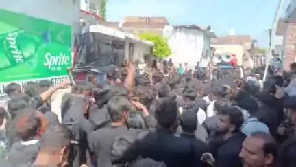 शाहबाद: पिहानी के मोहल्ला मीरसराय इमामबाड़े से सातवीं मोहर्रम जुलूस का शुभारंभ, कड़ी सुरक्षा व्यवस्था की गई