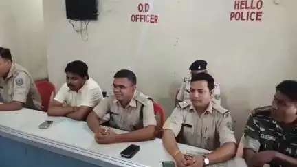 आदित्यपुर गम्हरिया: मोहर्रम को लेकर गम्हरिया थाना परिसर में शांति समिति की बैठक आयोजित, अंचल अधिकारी भी पहुंचे