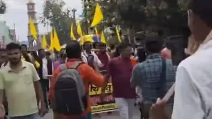 दरभंगा: मोनिका प्रकरण में मिथिलावादी युवाओं का दरभंगा SSP कार्यालय पर शांतिपूर्ण प्रदर्शन
