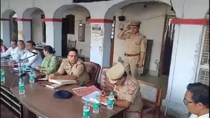 बिलग्राम: बिलग्राम कोतवाली परिसर में पीस कमेटी की बैठक हुई, एसडीएम व सीओ ने ली लोगों से जानकारी