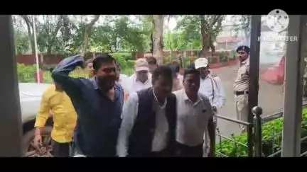 खैरागढ़ की मिशन संडे टीम ने फूल मालाओं के साथ कांग्रेस प्रदेश अध्यक्ष दीपक बैज का जोरदार स्वागत किया