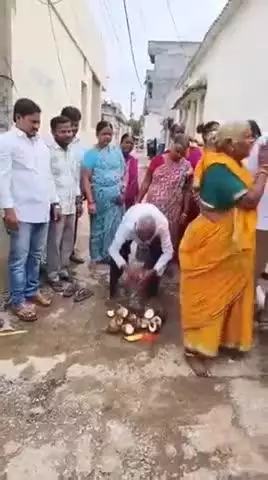 మేడ్చల్: నాచారంలో సిమెంటు రోడ్డు నిర్మాణ పనులకు శంకుస్థాపన చేసిన ఉప్పల్ ఎమ్మెల్యే బండారి లక్ష్మారెడ్డి