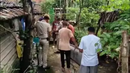 ব্যারাকপুর ২: ব্যারাকপুরে সন্দেহের বসে স্ত্রীকে খুন করে আত্মঘাতী স্বামী