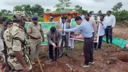 ଢେଙ୍କାନାଳ ସଦର: ଜିଲ୍ଲା ଆଇନ ସେବା ପ୍ରାଧିକରଣ ପକ୍ଷରୁ ମହିଷାପାଟଠାରେ ବୃକ୍ଷ ରୋପଣ
