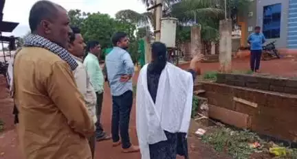 జహీరాబాద్: గ్రామాల్లో మంచినీటి సరఫరాలో ఇబ్బందులు తలెత్తకుండా చర్యలు: ఆర్ డబ్ల్యూ ఎస్ డి ఈ సృజన్ చక్రవర్తి