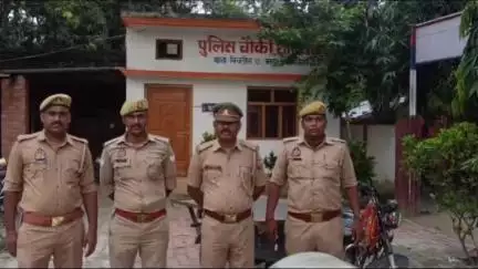 निचलौल: नेपाल सीमा पर तस्करी की कोशिश नाकाम, 09 बोरी यूरिया खाद बरामद