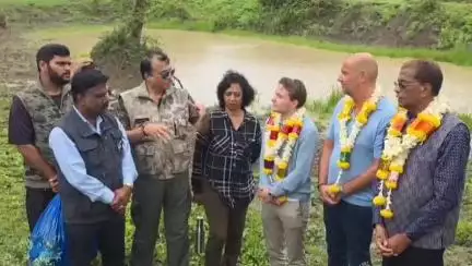 ಗುಂಡ್ಲುಪೇಟೆ: ಬಂಡಿಪುರದಲ್ಲಿ ಕೆರೆಕಟ್ಟೆಗಳ ಪುನರ್ಜೀವಗೊಳಿಸುವ ಯೋಜನೆಗೆ ವಿದೇಶಿ ಪ್ರಜೆಗಳ ಸಮ್ಮುಖದಲ್ಲಿ ಚಾಲನೆ