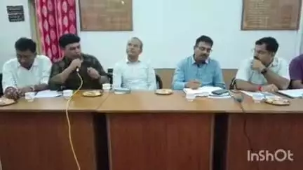 राजनांदगांव: नगर निगम टाउन हॉल में यातायात व्यवस्था बेहतर बनाने को लेकर व्यापारियों की बैठक आयोजित हुई