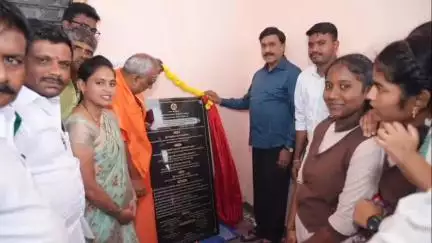 ಗಂಗಾವತಿ: ಅರಳಹಳ್ಳಿಯಲ್ಲಿ ಅಲ್ಪಸಂಖ್ಯಾತರ ಕಲ್ಯಾಣ ಇಲಾಖೆಯ ಪದವಿ ಪೂರ್ವ ವಸತಿ ಕಾಲೇಜಿನ ಕಟ್ಟಡ ,ಶಾಸಕ ಗಾಲಿ ಜನಾರ್ಧನರಡ್ಡಿಯಿಂದ ಲೋಕಾರ್ಪಣೆ