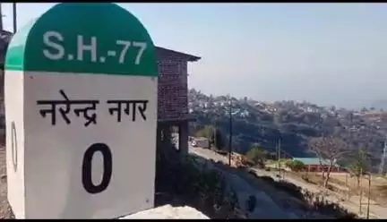 नरेन्द्रनगर: प्लासड़ा चौकी इलाके में पकड़ी गई काली फिल्म लगी थार गाड़ी, यूपी से गंगोत्री जा रही थी