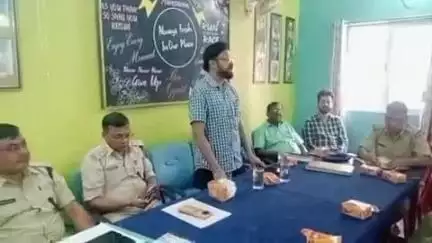 गुमला: मुहर्रम पर्व को लेकर सदर थाना परिसर में शांति समिति की बैठक आयोजित