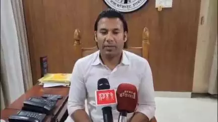 शामली: शामली में कांवड़ यात्रा के दौरान मार्गों पर सीसीटीवी से होगी पुख्ता निगरानी, डीएम ने व्यवस्थाओं के संबंध में दी जानकारी