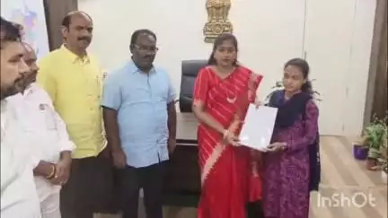 విజయనగరం: జిల్లాలో మృతి చెందిన 67 మంది ఉద్యోగుల వారసులకు కారుణ్య నియామక పత్రాలు పంపిణీ చేసిన హోం మంత్రి అనిత