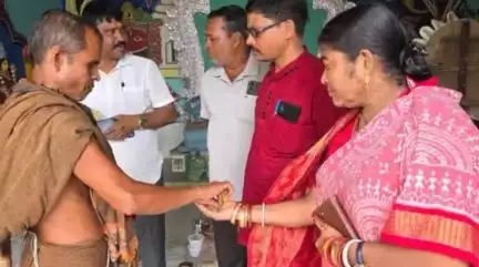 ବାଲେଶ୍ବର ମ୍ୟୁନିସିପାଲଟି: ବଡକିଆ ମାଉସୀ ମା' ମନ୍ଦିରରେ ମହାପ୍ରଭୁଙ୍କ ଦର୍ଶନ କଲେ ବିଧାୟକ