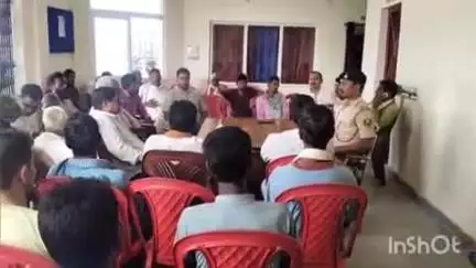 चकाई: मुहर्रम को लेकर चिहरा थाना में आयोजित की गई शांति समिति की बैठक