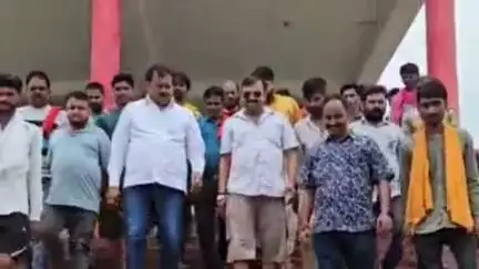 छतरपुर: प्रदेशाध्यक्ष के शपथ ग्रहण में शामिल होकर ईशानगर पहुंचे बिजावर विधायक, कार्यकर्ताओं ने किया स्वागत!