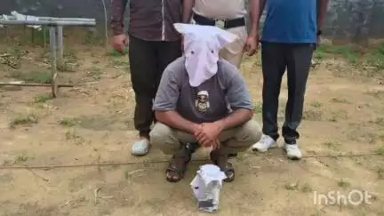 चरखी दादरी: पुलिस ने समसपुर टी प्वाइंट से अवैध हथियार के साथ युवक को पकड़ा, पिस्तौल व कारतूस बरामद
