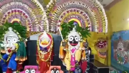 ବୌଦ୍ଧ ସଦର: ବୌଦ୍ଧ ମାଉସୀ ମା' ମନ୍ଦିରରେ ଶ୍ରୀ ଜଗନ୍ନାଥଙ୍କ କାଳୀୟ ଦଳନ ବେଶ ଧାରଣ
