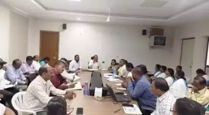 గద్వాల్: జిల్లాలో ప్రతి సాధారణ డెలివరీ PSC లేదా జిల్లా ఆస్పత్రిలోనే కావాలి:డిఎంహెచ్వో డాక్టర్ ఎస్ కే సిద్ధప్ప