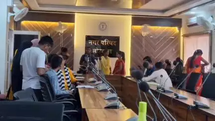 लोहरदगा: जिले में मुख्यमंत्री मंईंयां योजना: शिविर में 1634 लाभार्थियों का आधार एक्टिव, उपायुक्त ने NPCI लिंक कराने की अपील की