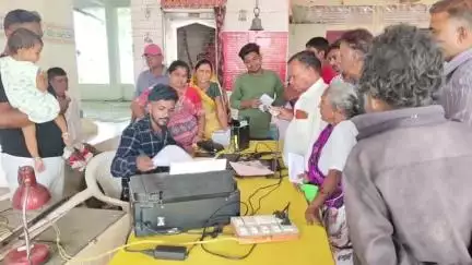ઝઘડિયા: ઉમલ્લા ખાતે ધરતી આબા જન જાતિય ગ્રામ ઉત્કર્ષ અભિયાન અંર્તગત કેમ્પ યોજાયો