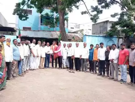కోరుట్ల: మెట్‌పల్లి పట్టణంలో నూతన బోర్లకు శంకుస్థాపన చేసిన ఎమ్మెల్యే డాక్టర్ కల్వకుంట్ల సంజయ్