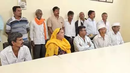 नंदुरबार: गाईंची योजना चांगली, डॉ. गावितांना बदनाम करण्याचे षडयंत्र; अजेपूर गावातील लाभार्थींची शासकीय विश्रामगृह येथे माहिती