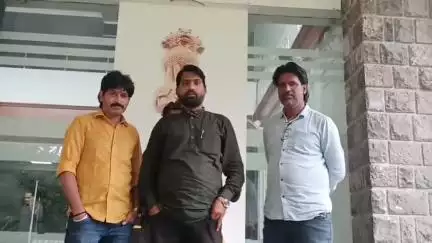 सातारा: महिलांची आर्थिक फसवणूक करणाऱ्या भामट्यास बेड्या ठोकून त्याच्याकडून वसुली करण्याची डीपीआयची जिल्हाधिकाऱ्यांकडे मागणी