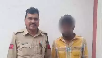 बड़वानी: एक्सीडेंट मामले में लंबे समय से फरार स्थाई वारंटी को सिलावद पुलिस ने किया गिरफ्तार, कोर्ट में किया पेश