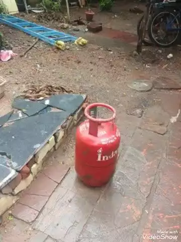 बेगमगंज: गणेश मंदिर के पास घर में गैस पर चाय बनाते समय लगी आग, युवक हुआ घायल