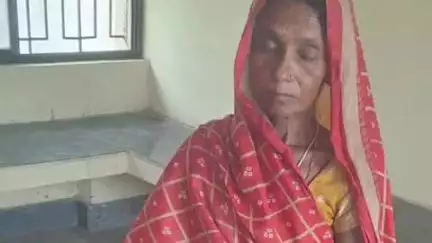 जरमुण्डी: कलहोड़ पिंडारी गांव में वज्रपात की चपेट में आने से एक व्यक्ति गंभीर रूप से घायल, जरमुंडी अस्पताल में भर्ती