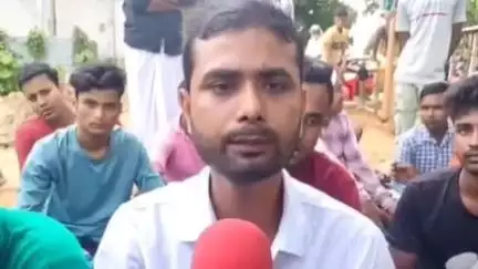 হাইলাকান্দি: আব্দুল্লাপুর-তোতারবন্দ রাস্তা মেরামতে অনিয়মের প্রতিবাদ EE-র মধ্যস্থতায় প্রত্যাহার করেন KMSS- র কার্য্যকর্তারা