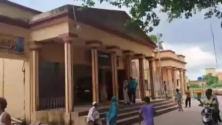 মুর্শিদাবাদ জিয়াগঞ্জ: মুর্শিদাবাদ জংশন স্টেশন রেল পরিষেবার উন্নয়নে একাধিক দাবি জানাল CPI(M)