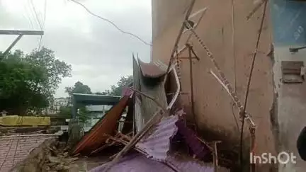 खामगाव: खामगाव शहरात पुन्हा अतिक्रमण करू नका, अन्यथा साहित्य जप्त होईल
 खामगाव शहरात अतिक्रमण निर्मूलन मोहीम सुरूच राहणार आहे