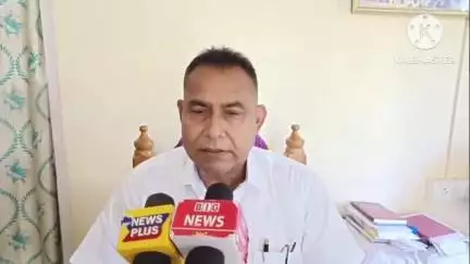 কোকৰাঝাৰ ভাগ: সদৰত মুখ্যমন্ত্ৰীৰ বাহনত বটল দলিওৱা ঘটনাত জড়িতক  শাস্তি প্ৰদানৰ দাবী বিজেপিৰ প্ৰাক্তন জিলা সভাপতি সন্তোষ তৰফদাৰৰ