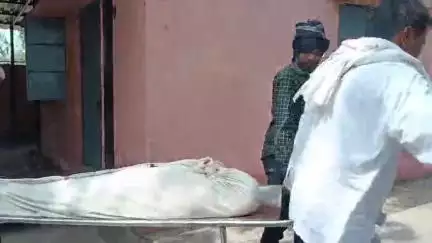 कोल: नगला ढक में दाल में नमक तेज होने पर पति और जेठानी ने गर्भवती महिला को छत से धकेला, JN मेडिकल में हुई मौत
