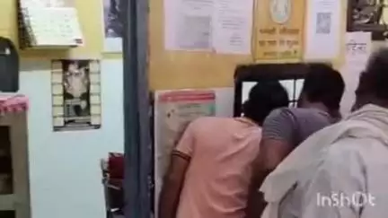 सादाबाद: सादाबाद सीएससी पर आभा आईडी की शुरुआत, ऑनलाइन मरीजों की रजिस्ट्रेशन पर्ची कट रही, मरीज का डाटा हो रहा सुरक्षित
