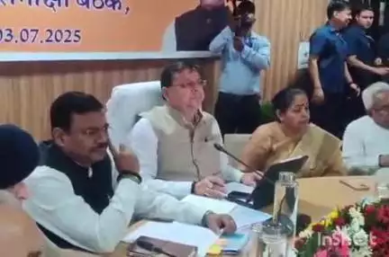 हरिद्वार: मेला नियंत्रण भवन में CM धामी ने कांवड़ मेले की तैयारियों की समीक्षा की, प्रेस वार्ता में कहा- थूंक जेहाद बर्दाश्त नहीं