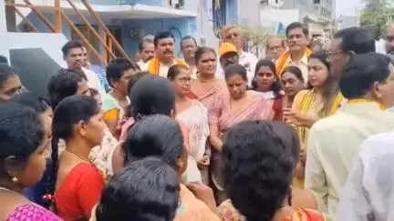 శ్రీకాకుళం: గడచిన ఎన్నికలలో చంద్రబాబు నాయుడు ఇచ్చిన హామీలను ఏడాదిలోగా అమలు చేసి మాట నిలుపుకున్నాడన్ని ఎమ్మెల్యే బగ్గు రమణమూర్తి