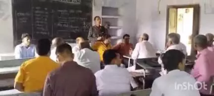 बलिया: प्रगतिशील ग्रामीण पत्रकार एसोसिएशन की बैठक कुंवर सिंह इंटरमीडिएट कालेज परिसर में हुई, स्मारिका प्रकाशन पर चर्चा की गई