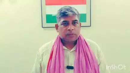 *#पटियाली विधानसभा क्षेत्र में गंगा किनारे पत्थरों के पक्के बांध बनने चाहिए। जब तक पत्थरों के पक्के बांध नहीं बनेंगे; पटियाली विधानसभा क्षेत्र में बाढ़ और गंगा कटान का खतरा बना रहेगा* 
*-अब्दुल हफीज गांधी*