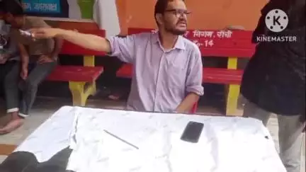 नामकुम: चुटिया स्थित ऐतिहासिक राम मंदिर परिसर में स्वास्थ्य शिविर का किया गया आयोजन