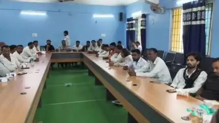गोविंदपुर: प्रखंड में 15वें वित्त आयोग की राशि से वंचित होने पर त्रिस्तरीय पंचायत जनप्रतिनिधियों में दिखा आक्रोश