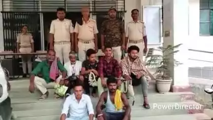 कहरा: उत्पाद पुलिस ने शराब के मामले में 7 लोगों को किया गिरफ्तार, सहरसा कोर्ट में पेश कर आगे की कार्रवाई में जुटी