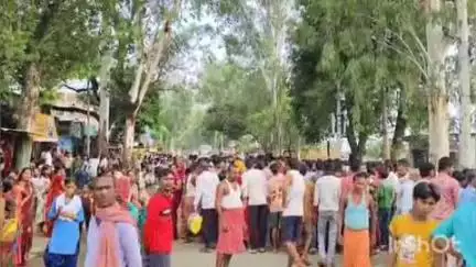 सोनो: भरतपुर में युवक की हत्या कर शव पुल में फेंका गया, आक्रोशित ग्रामीणों ने किया सड़क जाम
