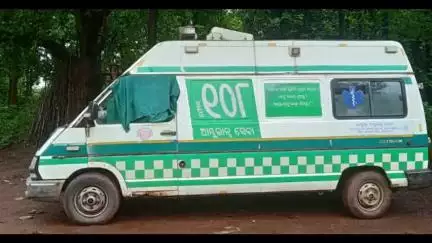 ପରଜଙ୍ଗ: ରୋଗୀ ନେଇ ଯାଉଥିବା ବେଳେ ମହୁଲି, ସାଗବାରି ଓ ପରଜଙ୍ଗ ଠାରେ ଏକାକାଳୀନ ୩ଟି ସ୍ଥାନରେ ୧୦୮ ଆମ୍ବୁଲାନ୍ସ ବ୍ରେକ ଡାଉନ