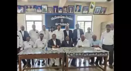 పోన్నలూరు, కొండపి, జరుగుమళ్ళి, మండలాలను కందుకూరులో చేర్చాలి  అని విజ్ఞప్తి చేసిన బార్ అసోసియేషన్.....