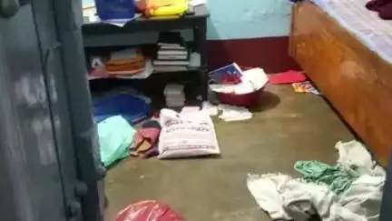 बेन: बड़ी आट गांव में हथियारबंद अपराधियों ने की डकैती, गृहस्वामी को बंधक बनाकर 12 लाख की नकदी और जेवरात लूटे